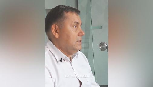 «Товарищ официант, принесите меню»